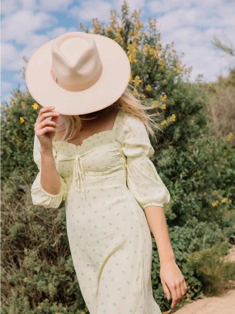 Faithfull the Brand Bisset Floral Nora Midi Dress